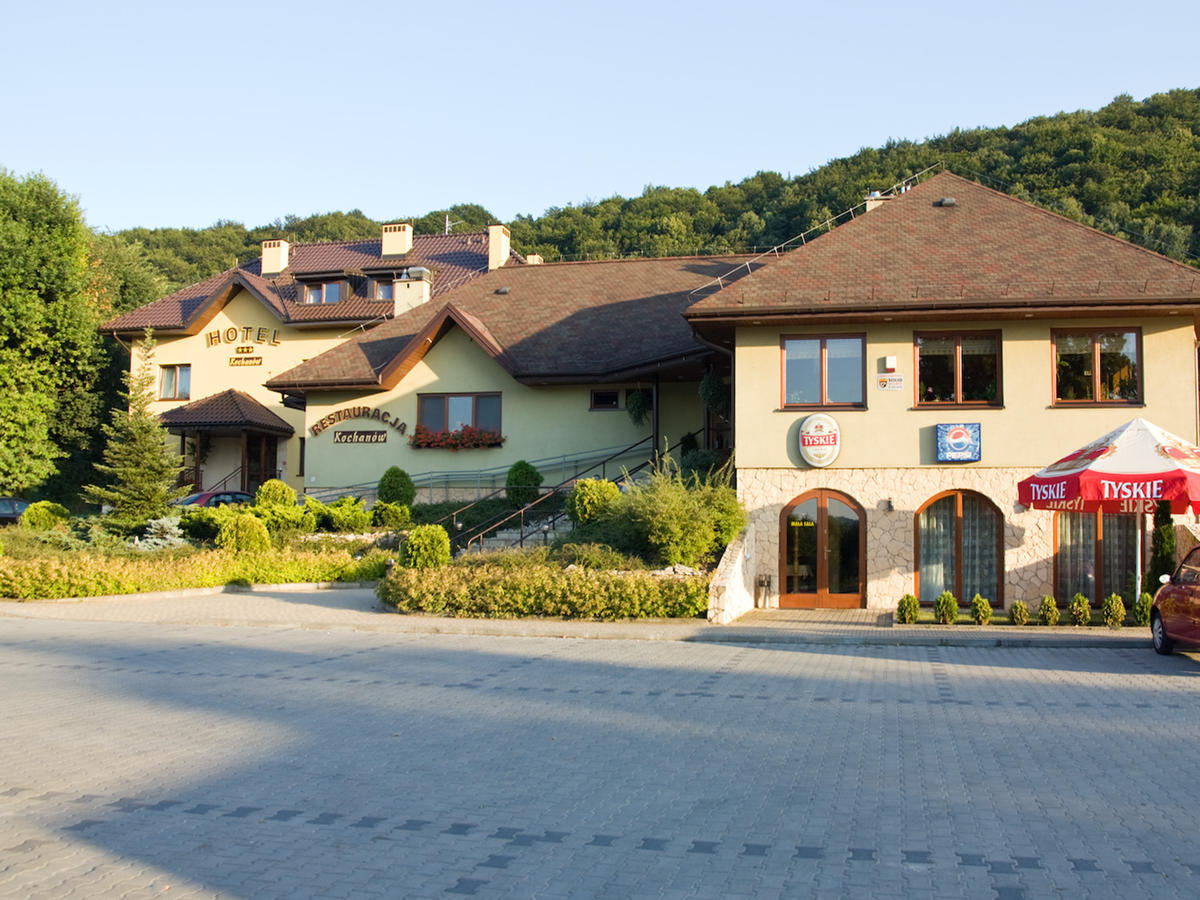 Hotel Kochanów Buitenkant foto